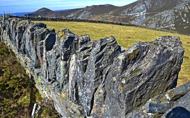 Archivo:Brana-piedras-1.jpg