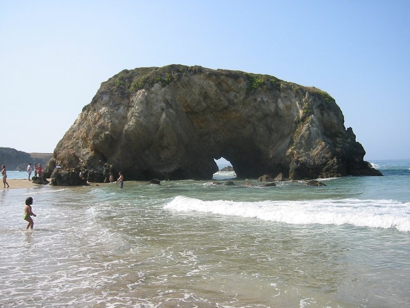 Archivo:Playa penarronda asturias.jpg